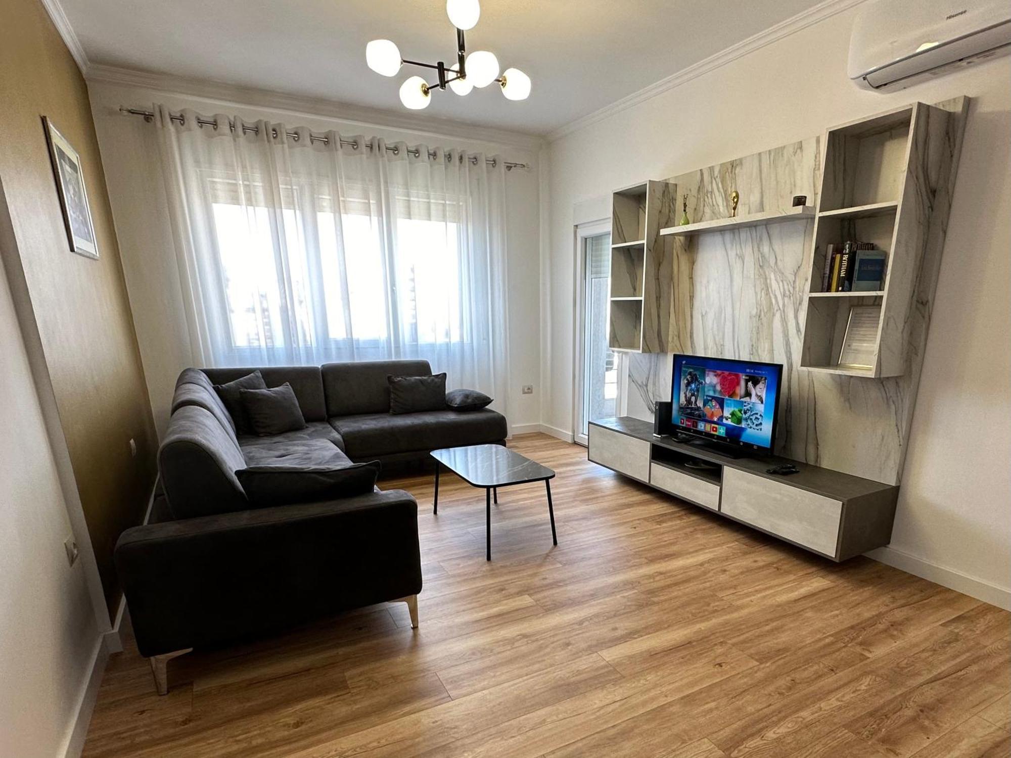 Pazari Luxury Central Apartment Tirana Exterior foto