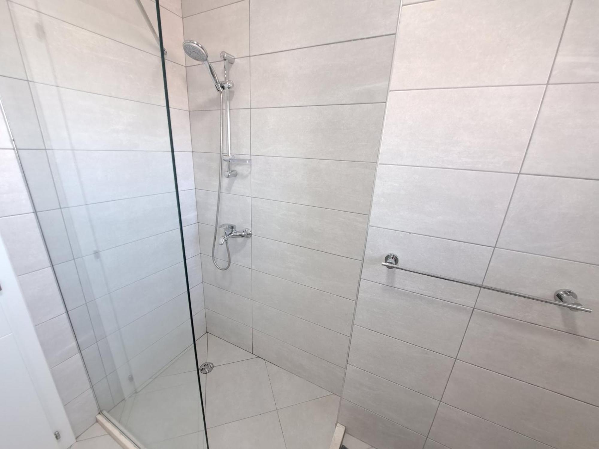 Pazari Luxury Central Apartment Tirana Exterior foto